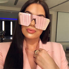 Load image into Gallery viewer, Gradient Oversized Square Sunglasses - Kingz Court